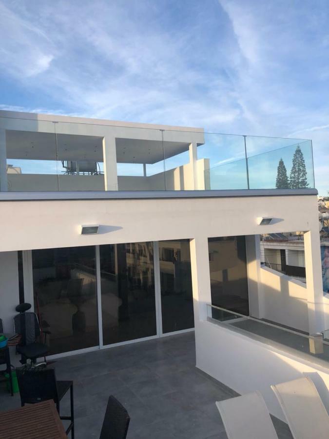 Freminore Sky Aprtments Айя Напа Екстериор снимка