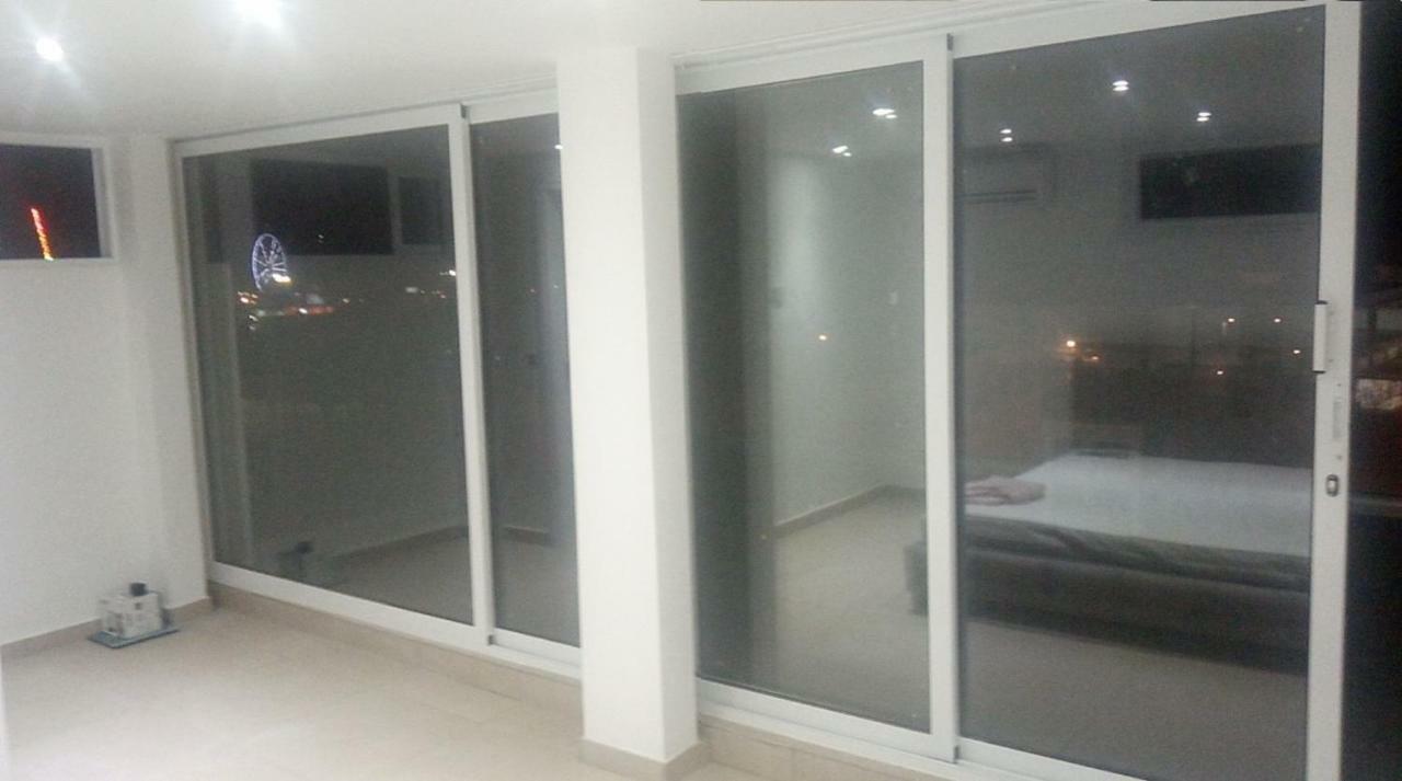 Freminore Sky Aprtments Айя Напа Екстериор снимка